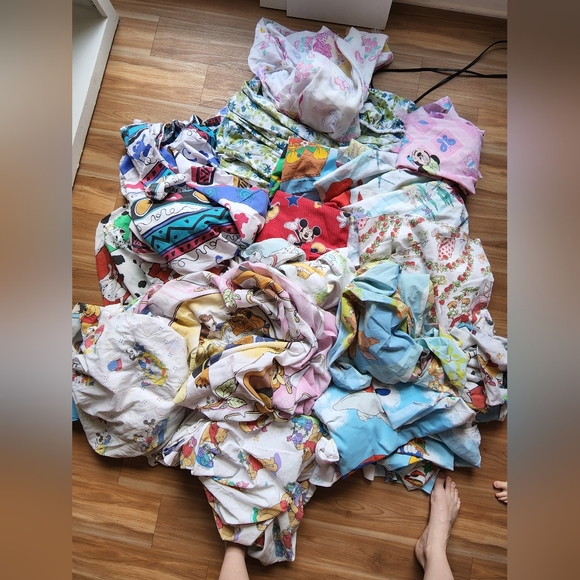 Vintage disney sheets and more bundle - Picture 1 of 15